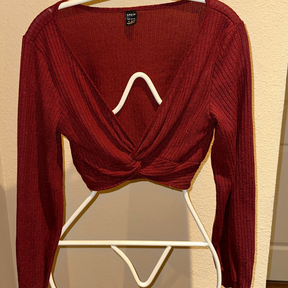 Women’s long sleeve crop top